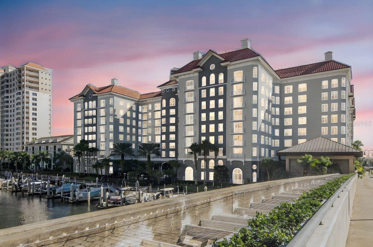 700 S HARBOUR ISLAND BLVD #536, Unit 536